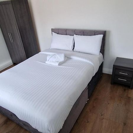Apartment In Wakefield City Centre Экстерьер фото