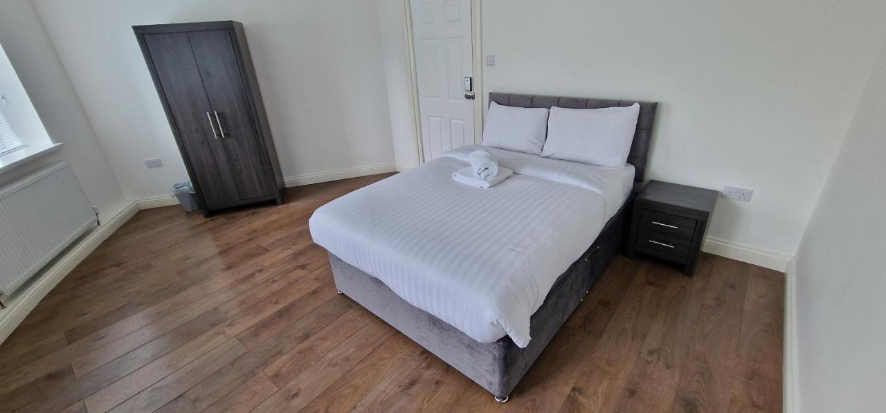 Apartment In Wakefield City Centre Экстерьер фото