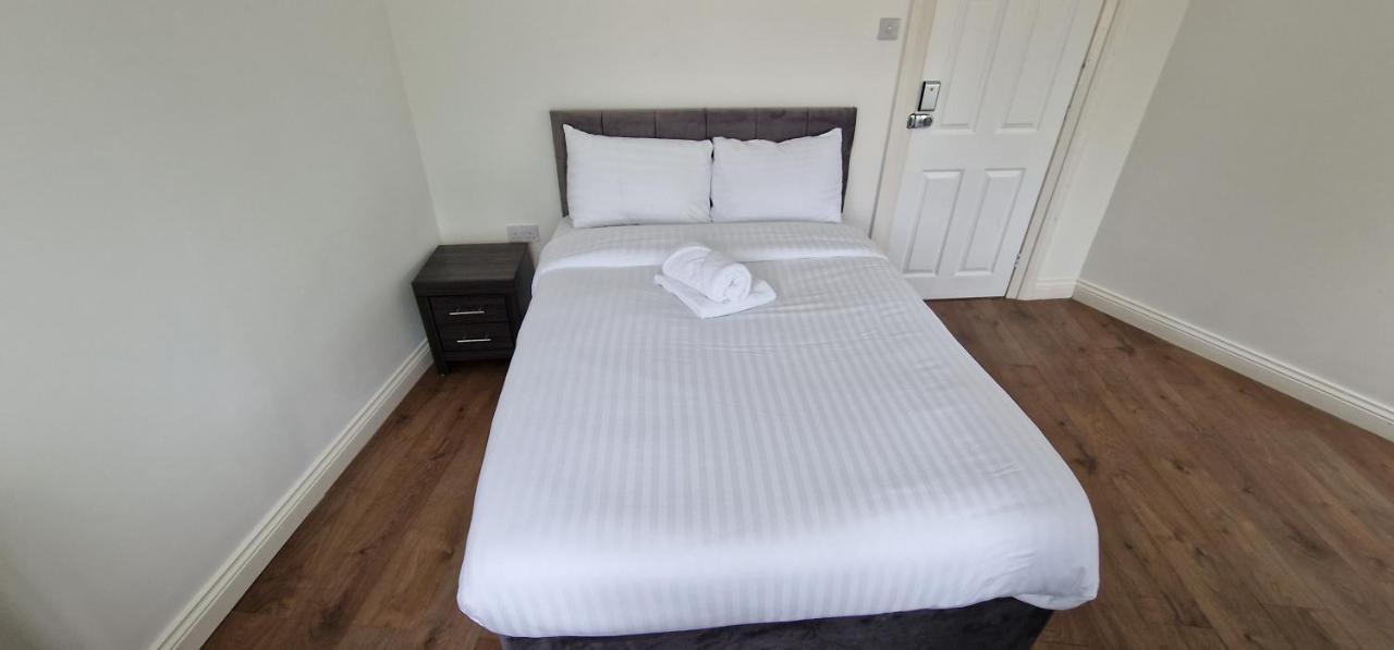 Apartment In Wakefield City Centre Экстерьер фото