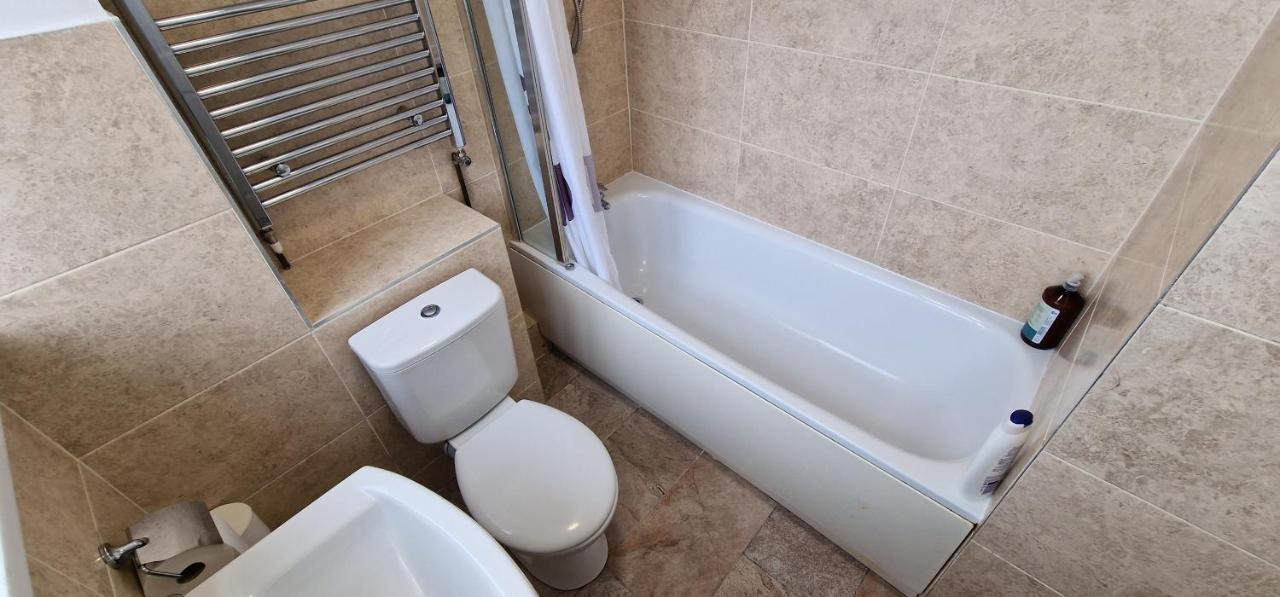Apartment In Wakefield City Centre Экстерьер фото